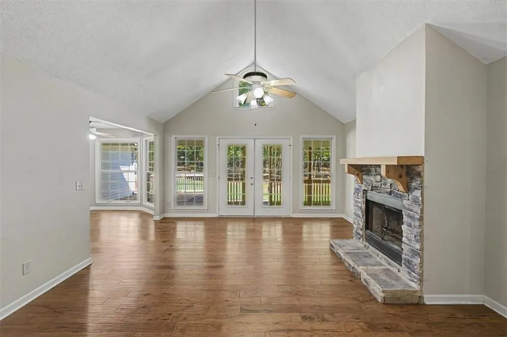 75 Indian Hills Drive Rydal, GA 30171