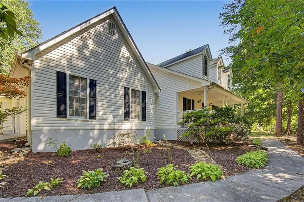 75 Indian Hills Drive Rydal, GA 30171