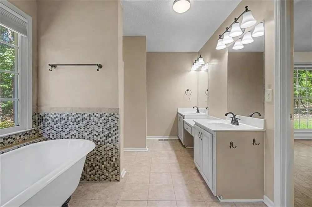 75 Indian Hills Drive Rydal, GA 30171