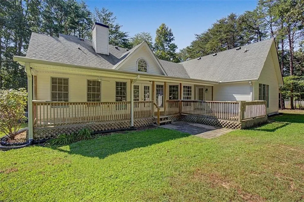 75 Indian Hills Drive Rydal, GA 30171