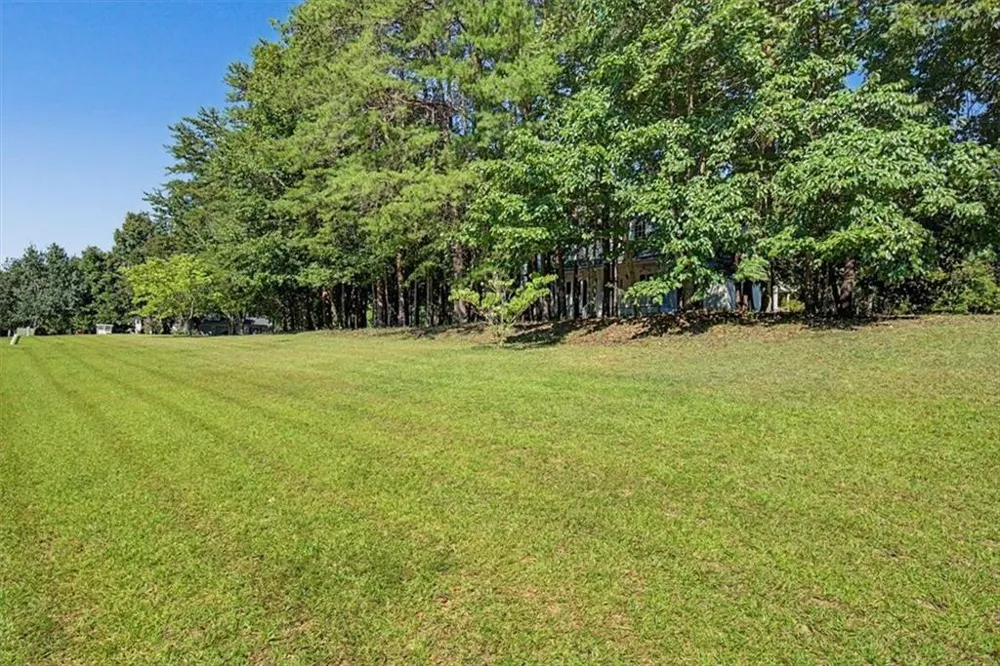 75 Indian Hills Drive Rydal, GA 30171