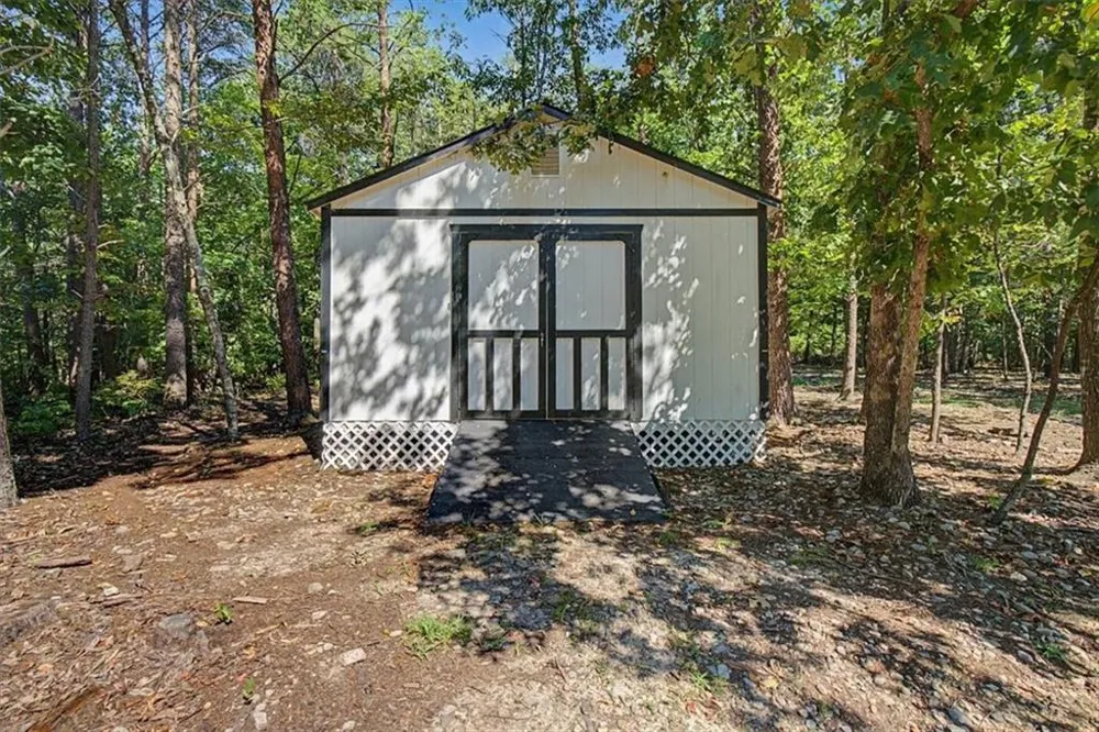 75 Indian Hills Drive Rydal, GA 30171