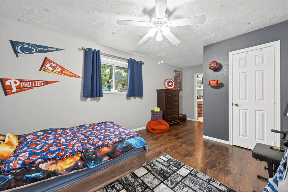 28111 Camille Drive Tomball, TX 77375