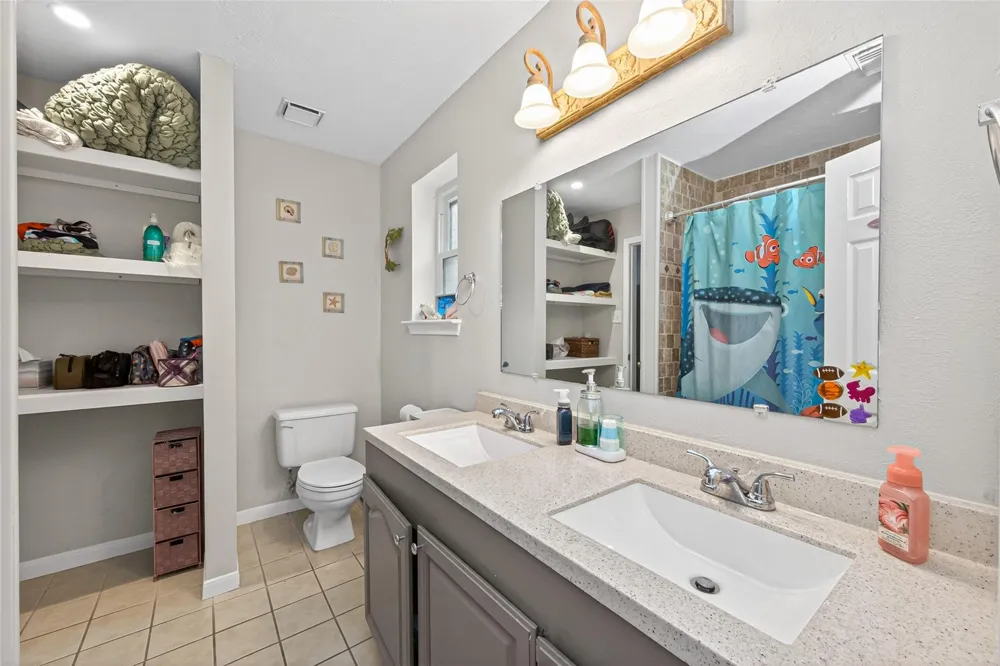 28111 Camille Drive Tomball, TX 77375
