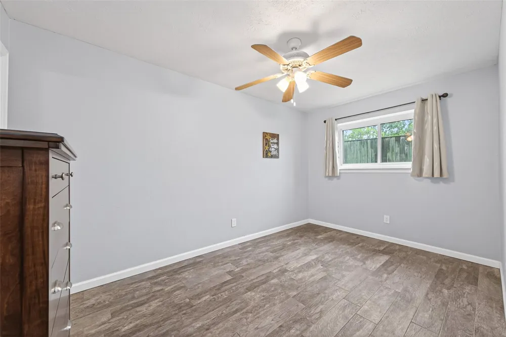 28111 Camille Drive Tomball, TX 77375