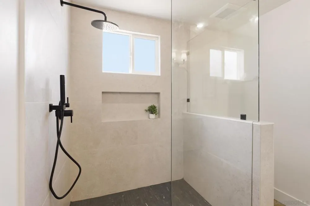 7167 Beagle St San Diego, CA 92111