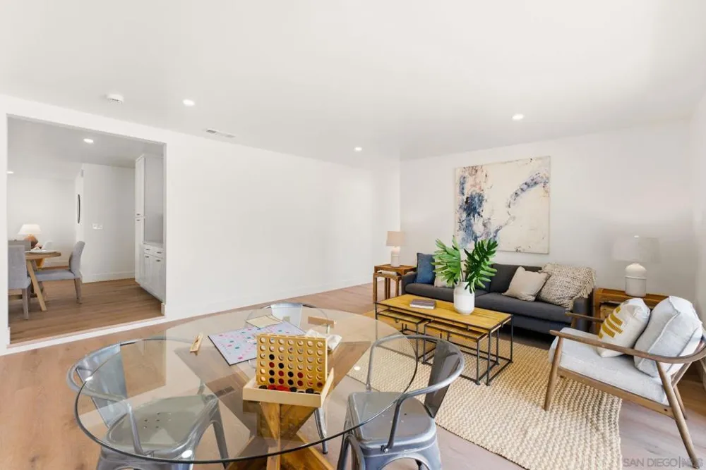 7167 Beagle St San Diego, CA 92111