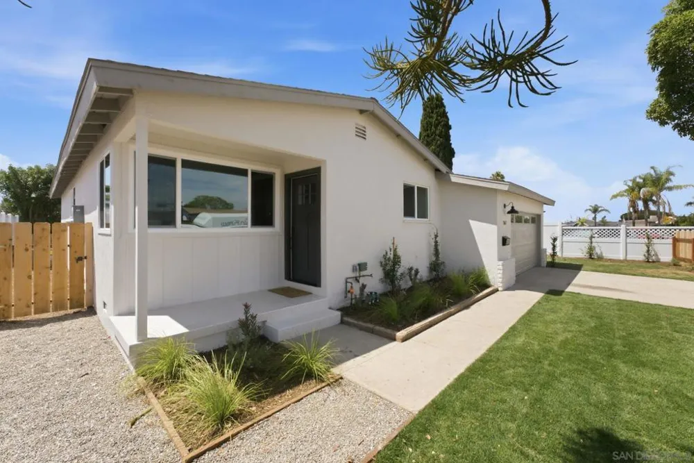 7167 Beagle St San Diego, CA 92111
