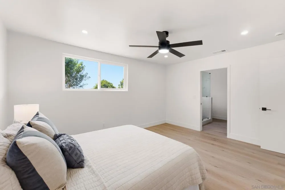 7167 Beagle St San Diego, CA 92111