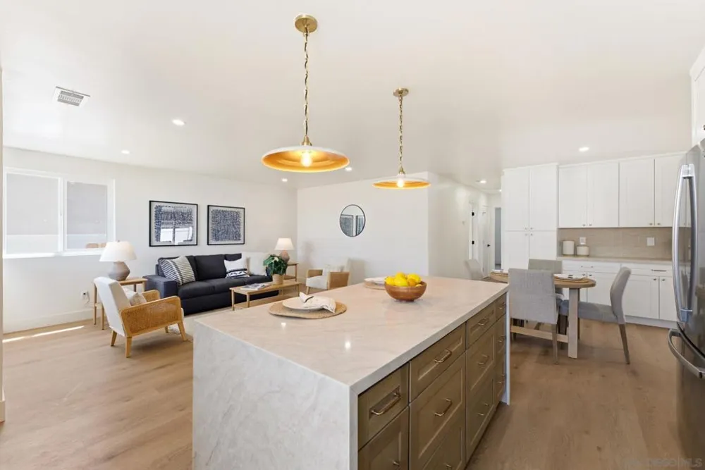 7167 Beagle St San Diego, CA 92111