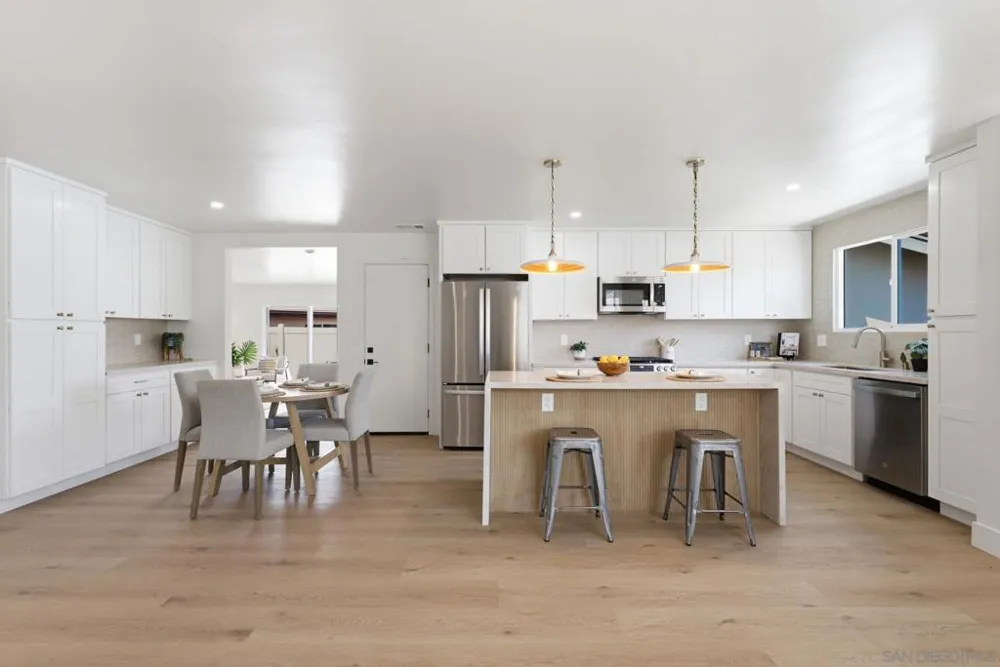 7167 Beagle St San Diego, CA 92111