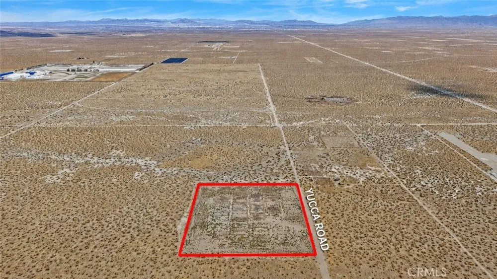 3050 Yucca Adelanto, CA 92301