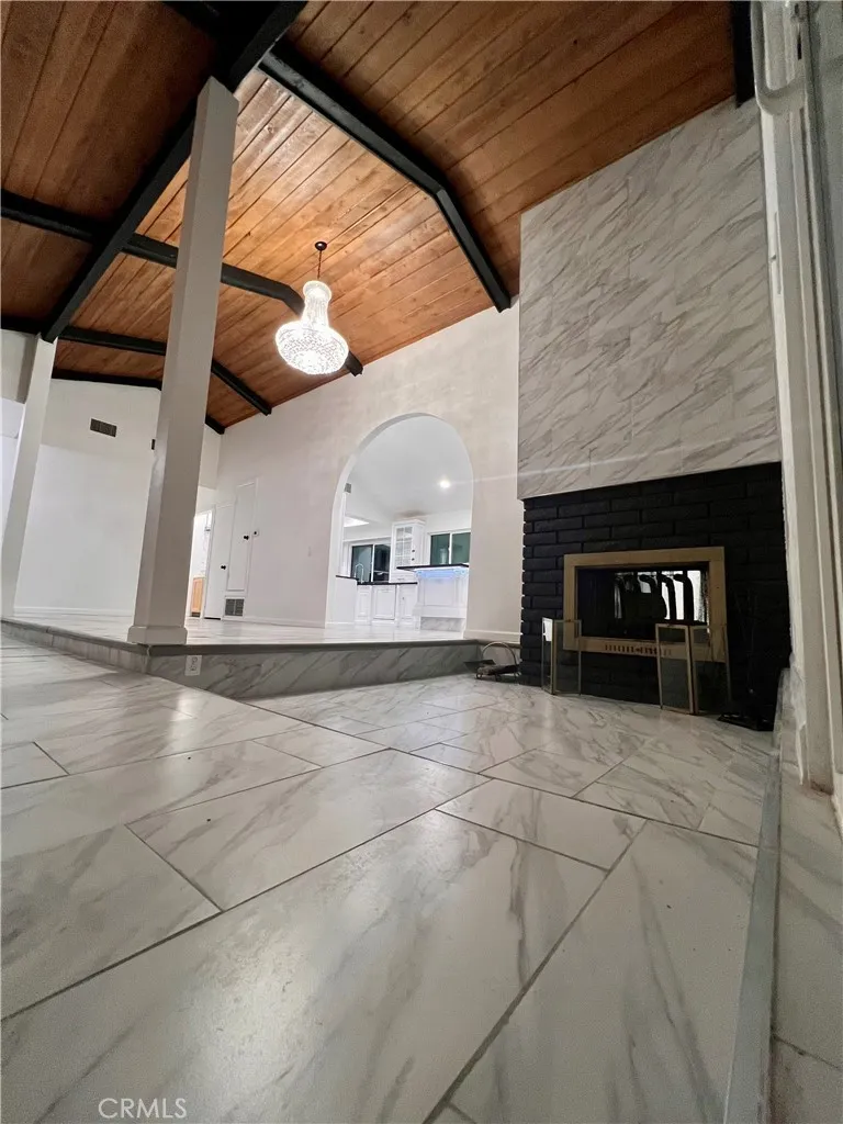 15290 golden star Avenue Riverside, CA 92506
