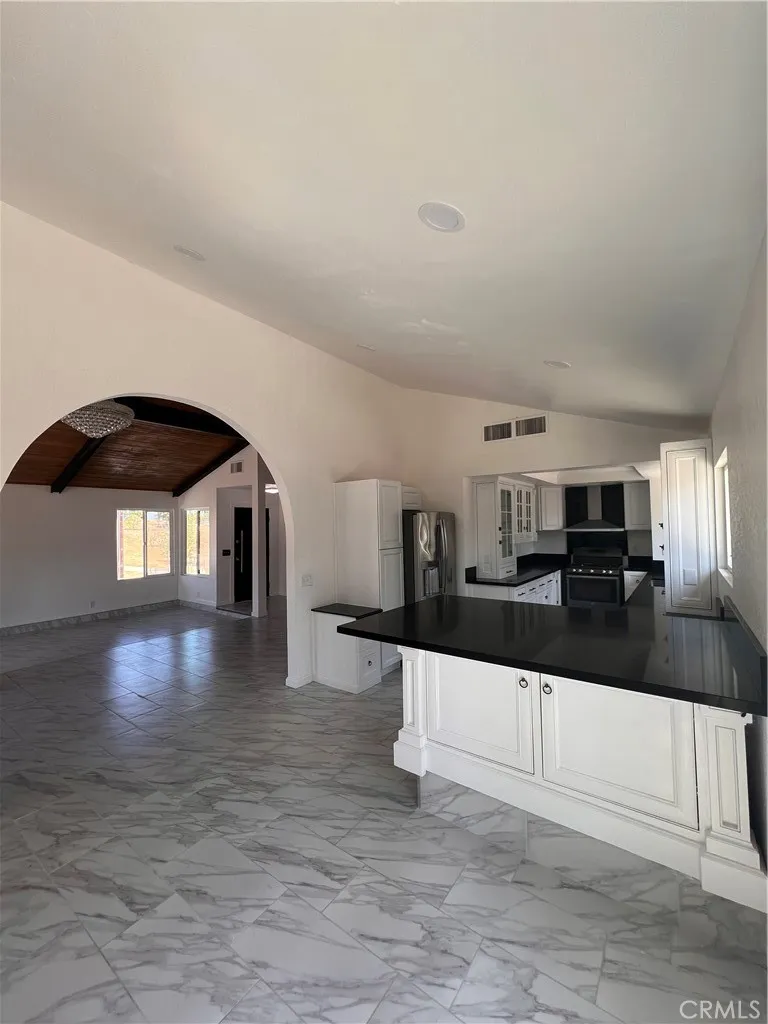 15290 golden star Avenue Riverside, CA 92506