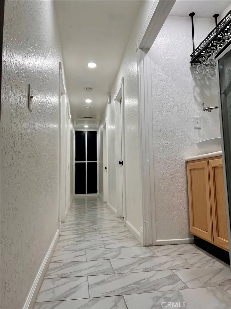 15290 golden star Avenue Riverside, CA 92506