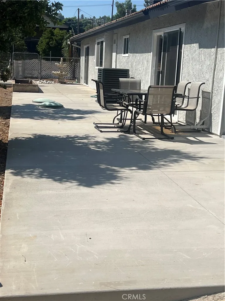 15290 golden star Avenue Riverside, CA 92506