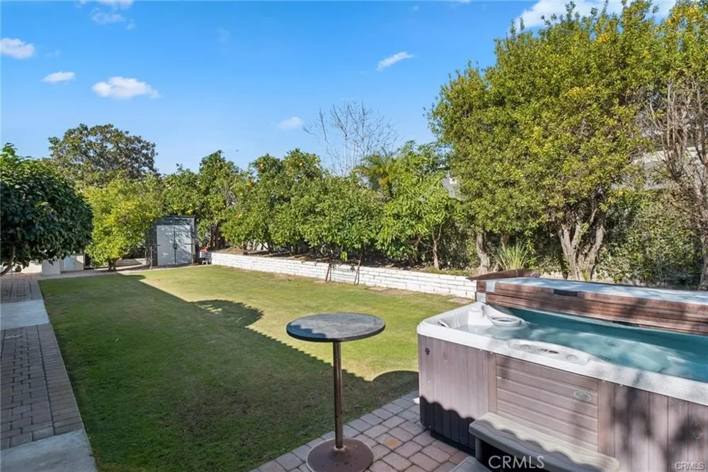 17511 Sherbrook Tustin, CA 92780