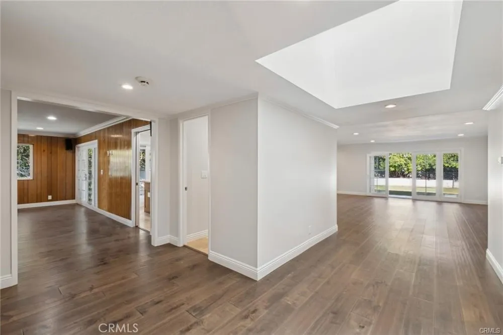 17511 Sherbrook Tustin, CA 92780