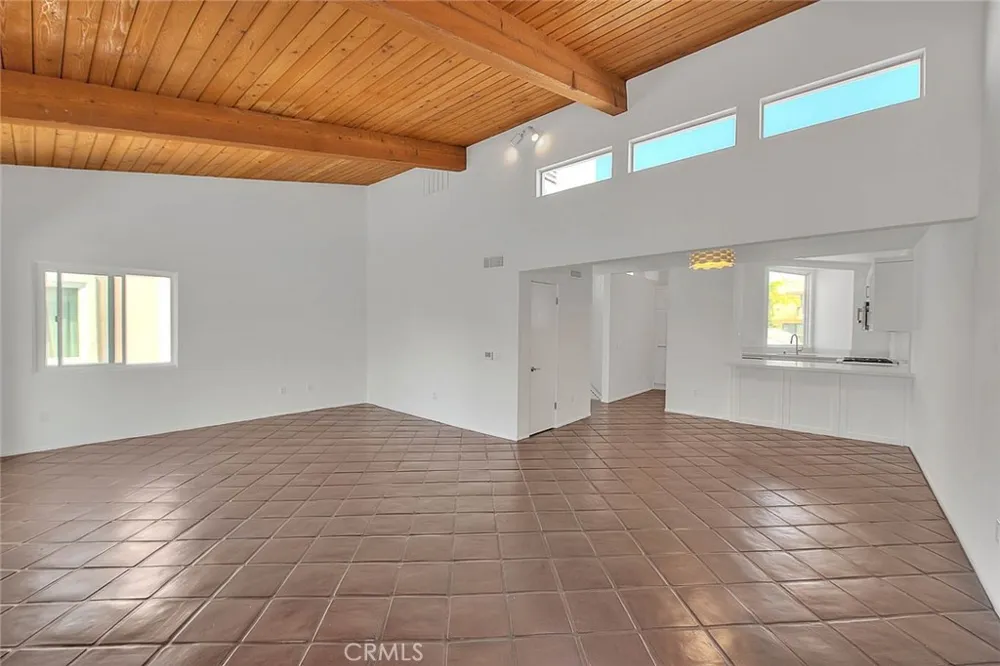 310 Bayview Drive Hermosa Beach, CA 90254