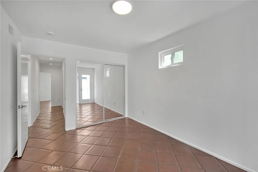 310 Bayview Drive Hermosa Beach, CA 90254