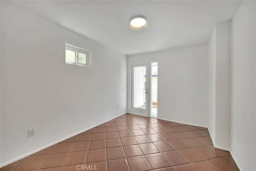 310 Bayview Drive Hermosa Beach, CA 90254