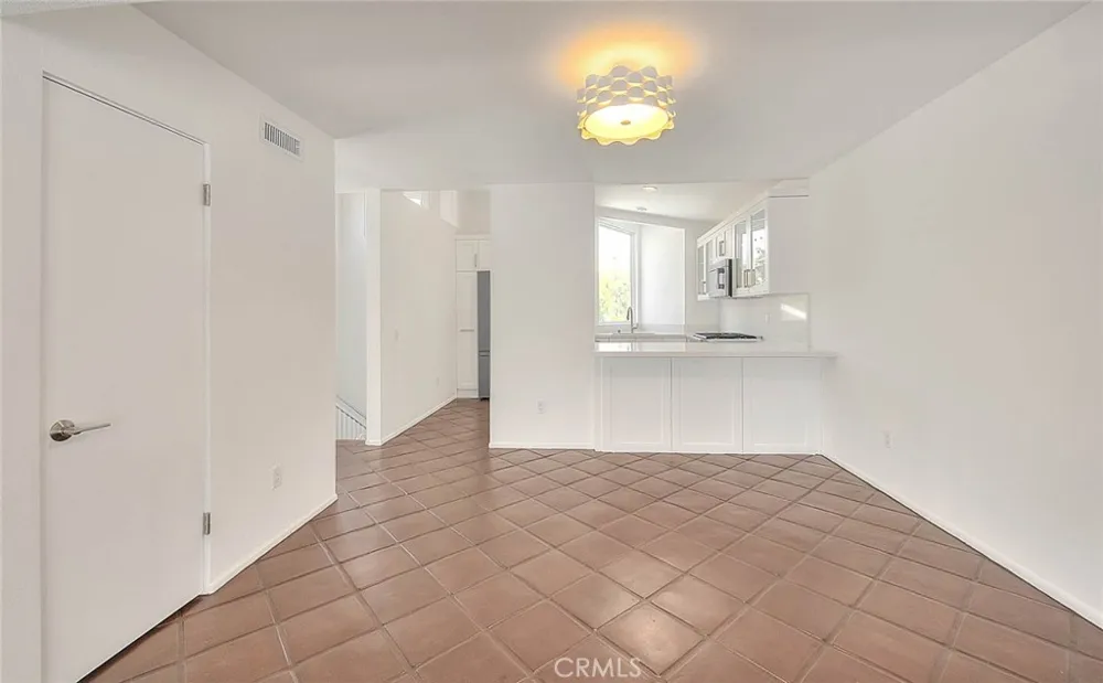 310 Bayview Drive Hermosa Beach, CA 90254