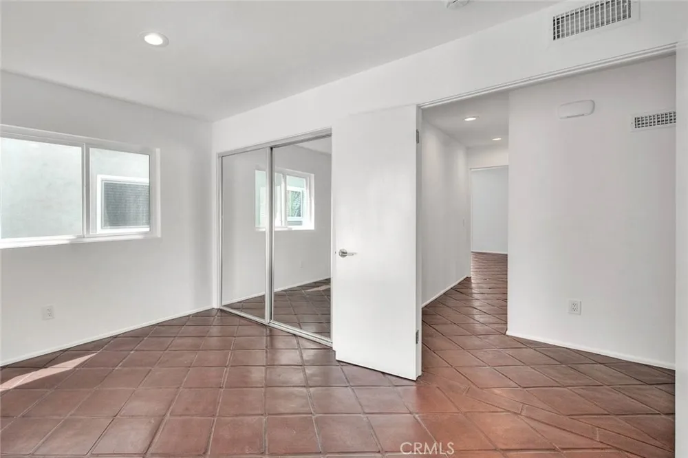 310 Bayview Drive Hermosa Beach, CA 90254