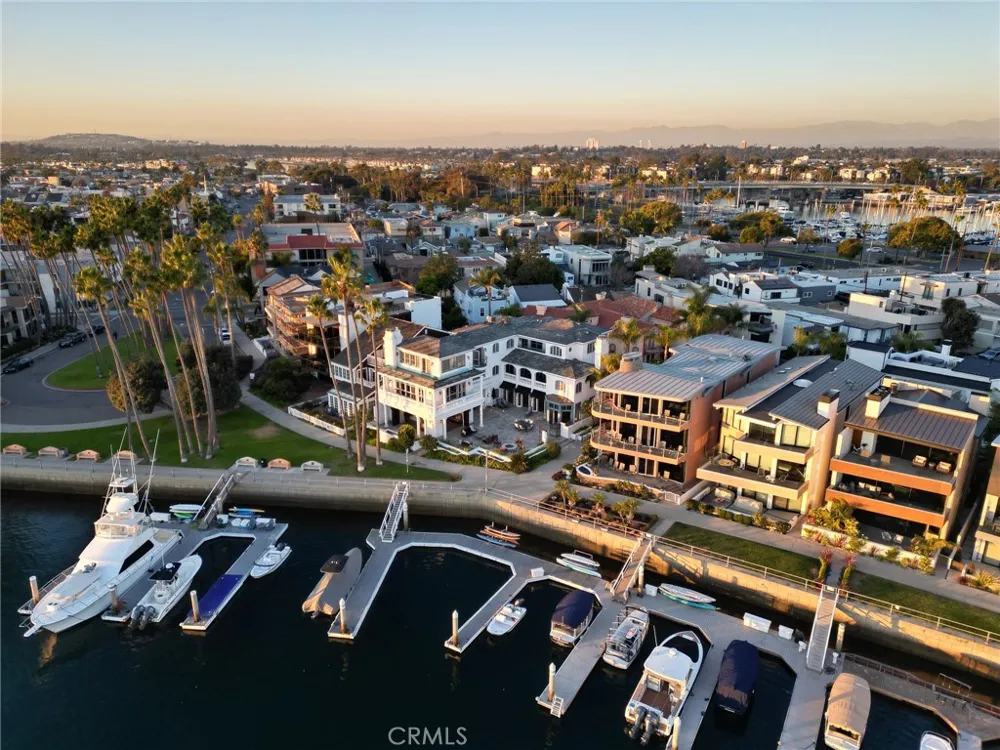 6020 Lido Lane Long Beach, CA 90803
