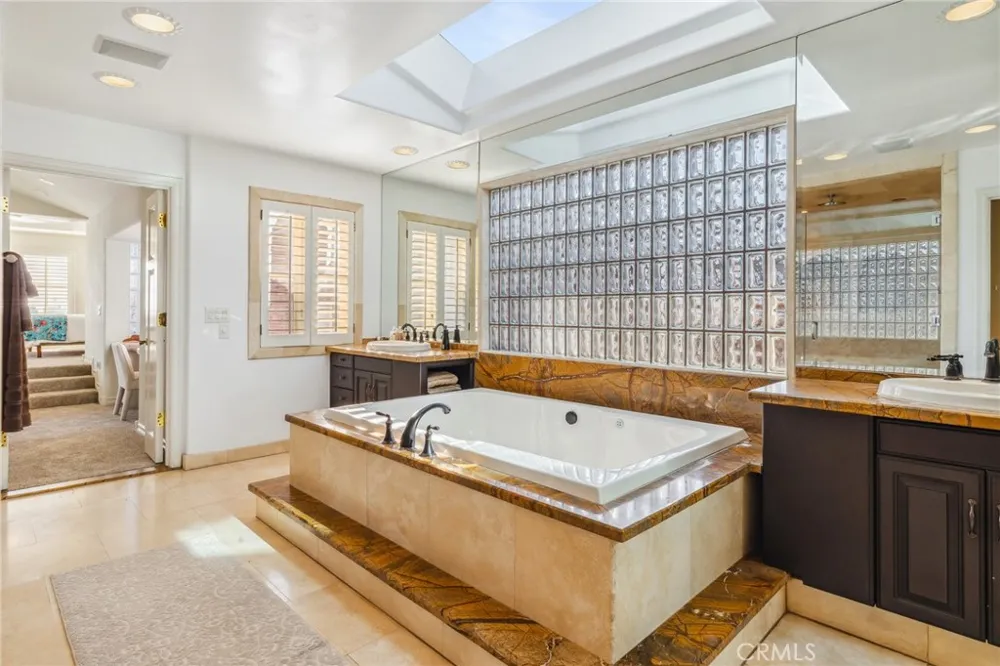6020 Lido Lane Long Beach, CA 90803