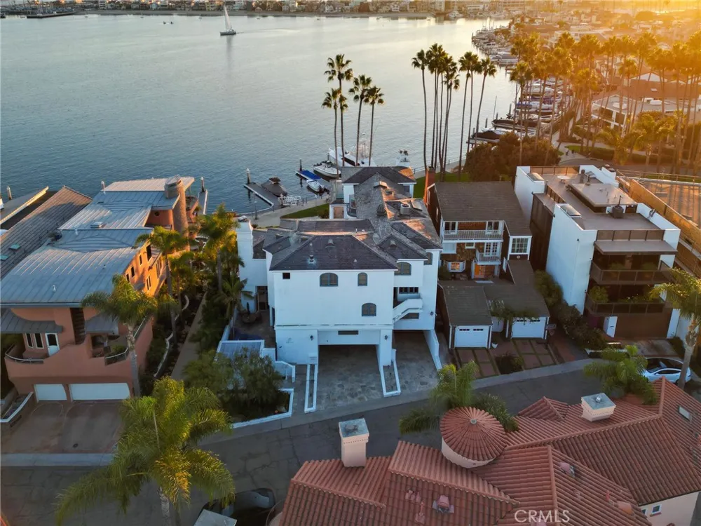 6020 Lido Lane Long Beach, CA 90803