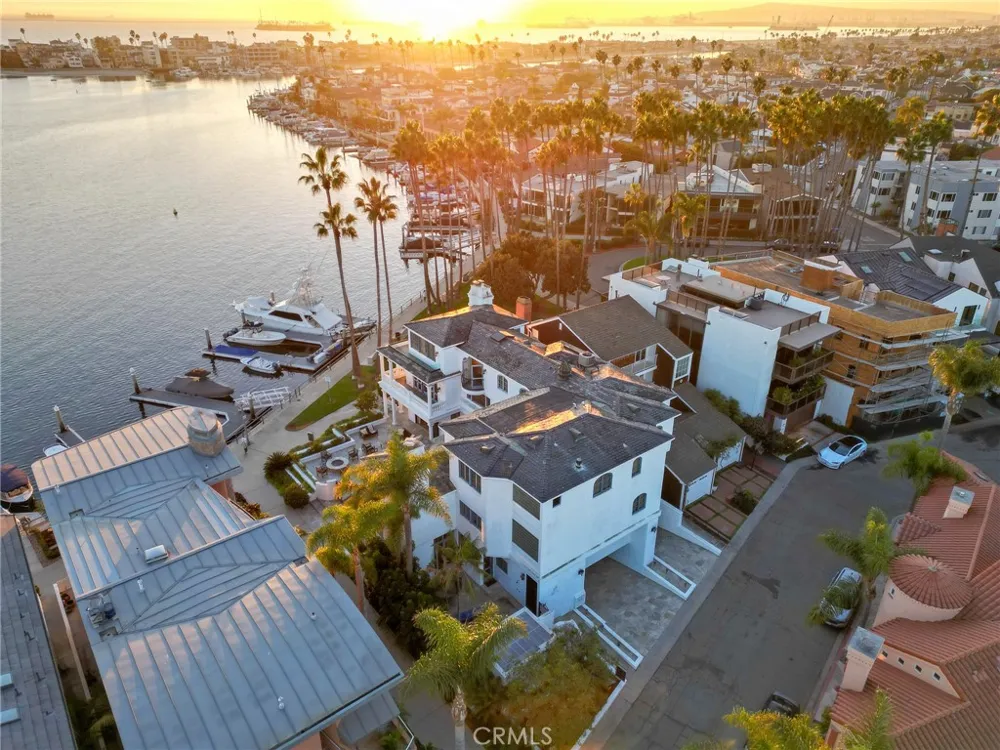 6020 Lido Lane Long Beach, CA 90803