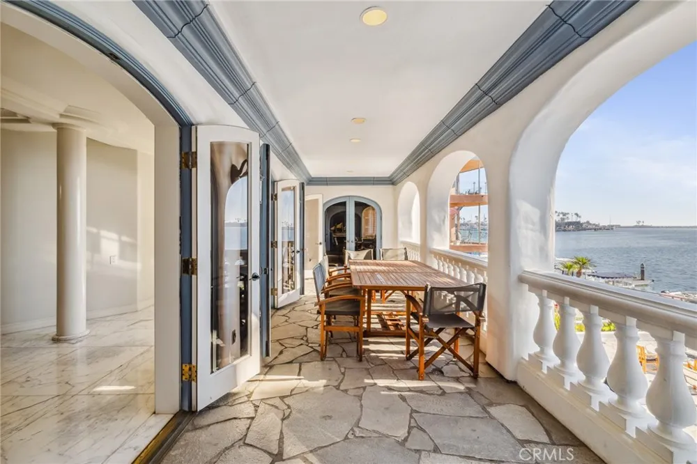 6020 Lido Lane Long Beach, CA 90803