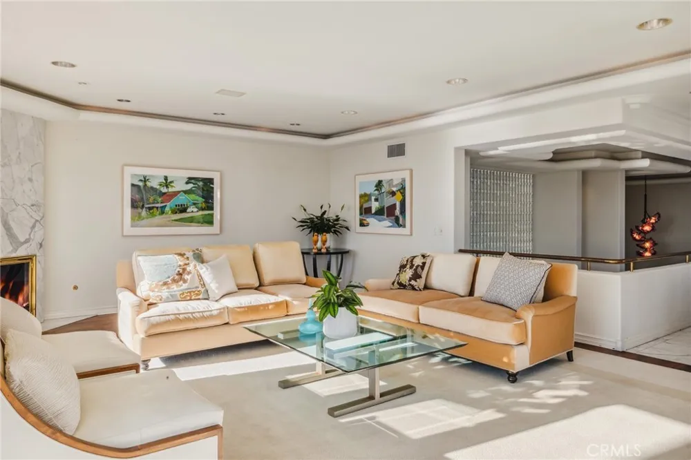 6020 Lido Lane Long Beach, CA 90803