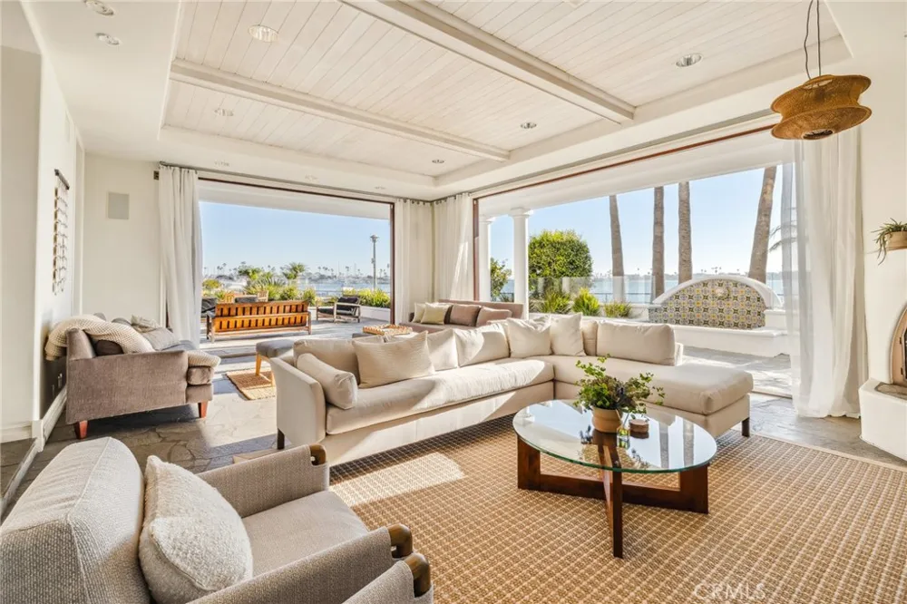 6020 Lido Lane Long Beach, CA 90803