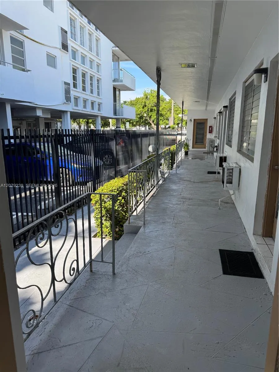 8017 Byron Ave #6 Miami Beach, FL 33141
