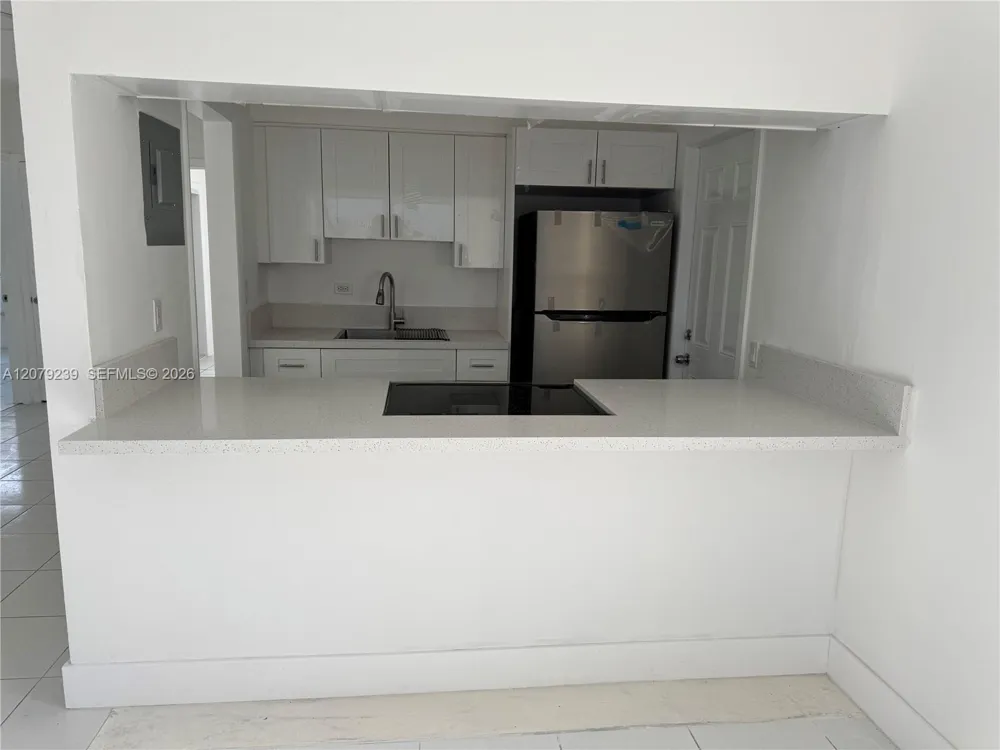 8017 Byron Ave #6 Miami Beach, FL 33141