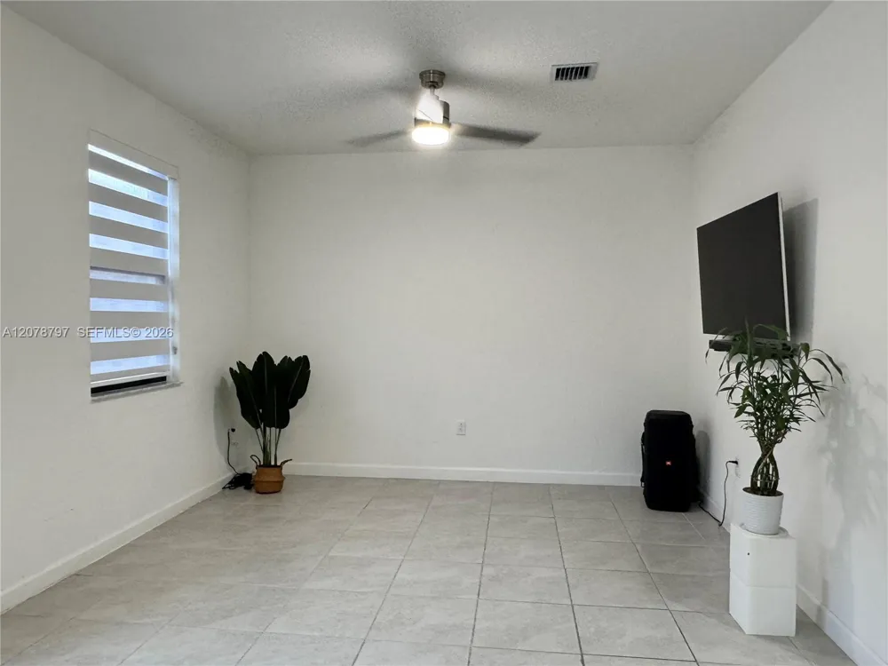 23461 SW 129th Pl Homestead, FL 33032