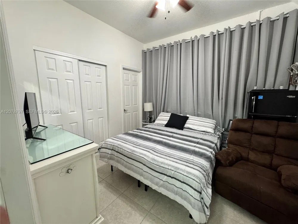 23461 SW 129th Pl Homestead, FL 33032