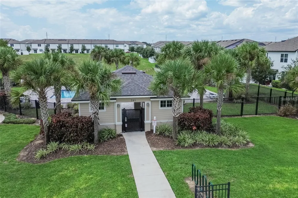 469 MADISON DRIVE Davenport, FL 33837