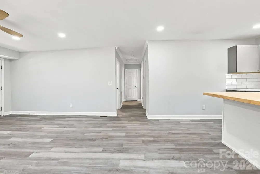 3028 Playmore Beach Road Morganton, NC 28655