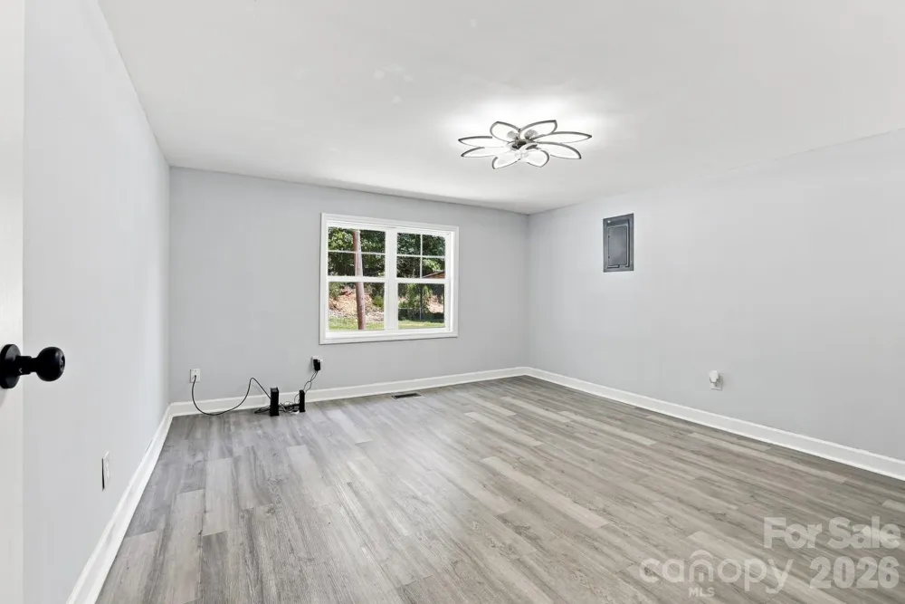 3028 Playmore Beach Road Morganton, NC 28655