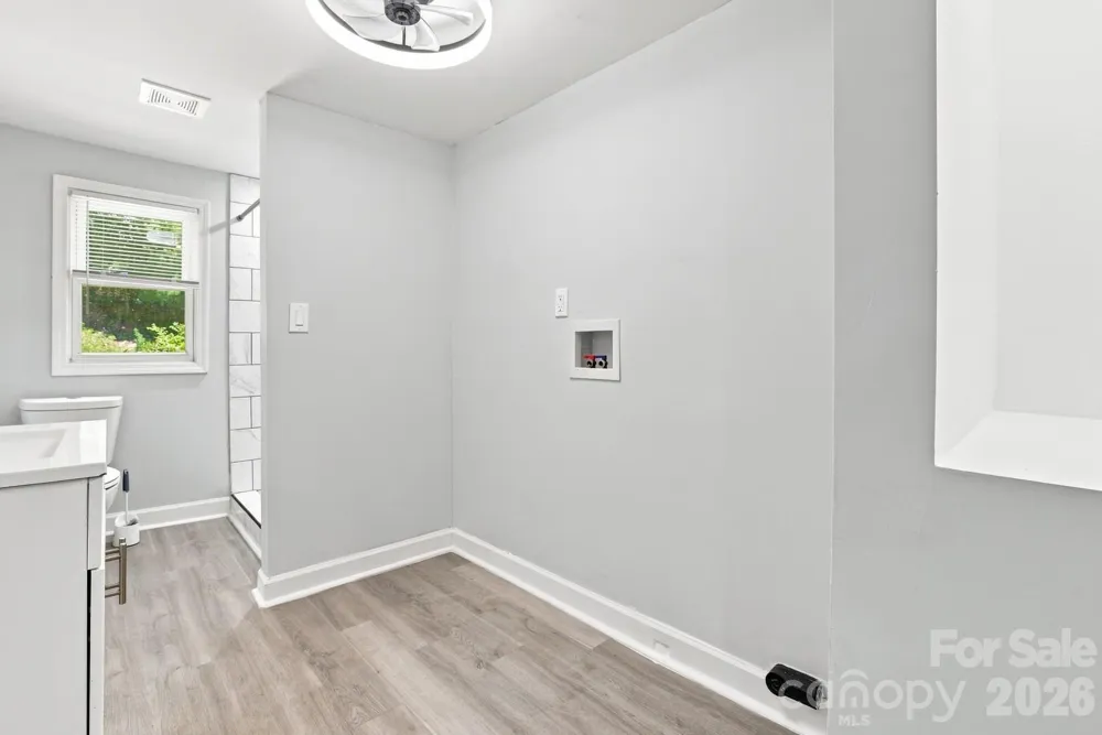 3028 Playmore Beach Road Morganton, NC 28655