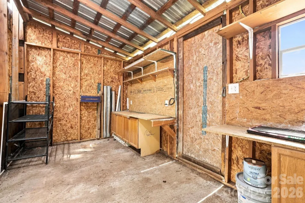 3028 Playmore Beach Road Morganton, NC 28655