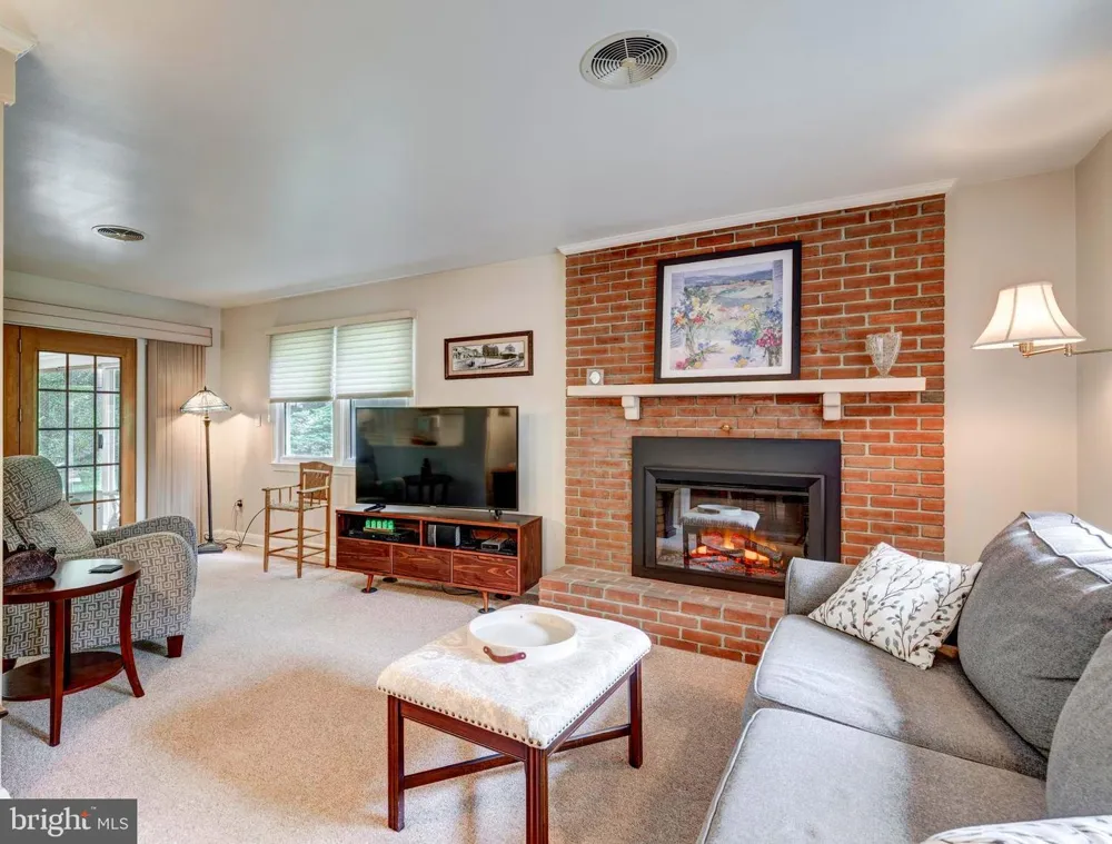 703 FAIRFIELD AVENUE Westminster, MD 21157