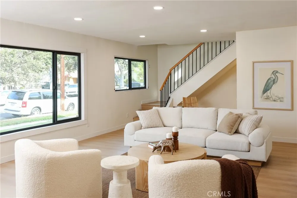 2409 Hesperian Street Santa Ana, CA 92706
