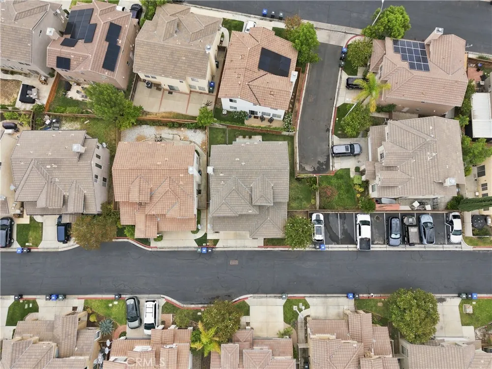 28282 Cedar Lane Saugus, CA 91350