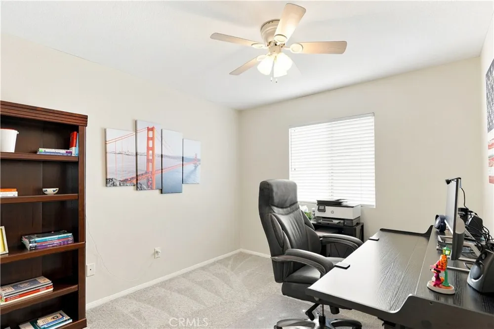 28282 Cedar Lane Saugus, CA 91350