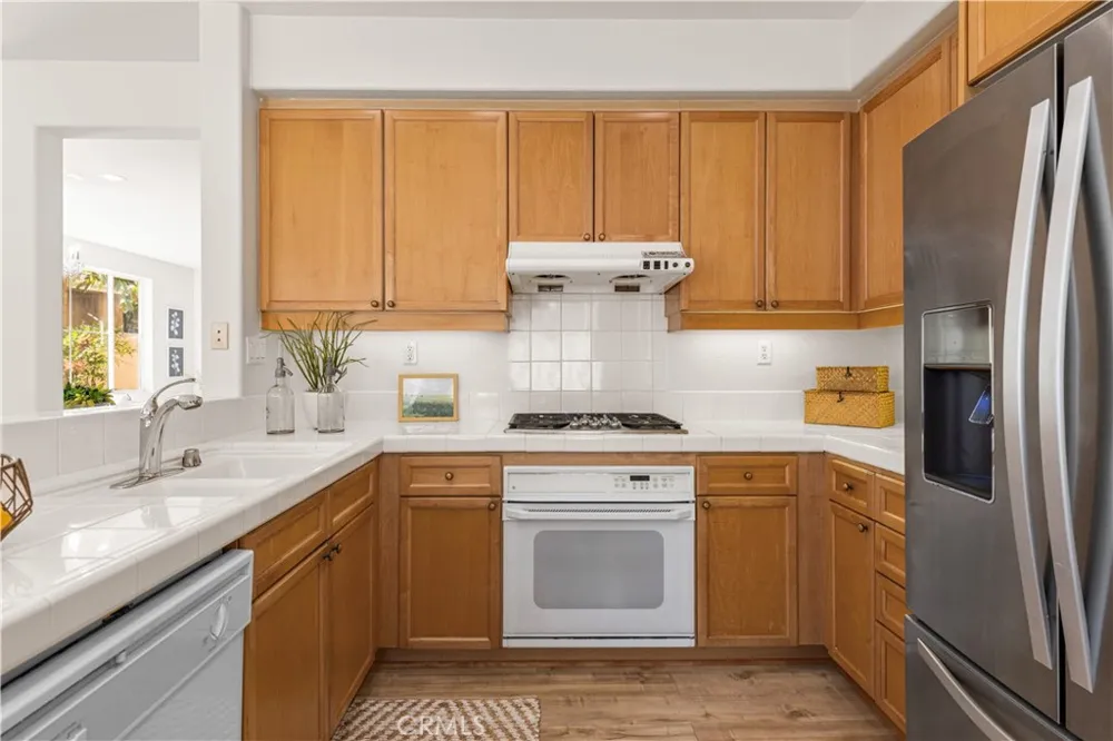 22 Santa Cruz Aisle Irvine, CA 92606