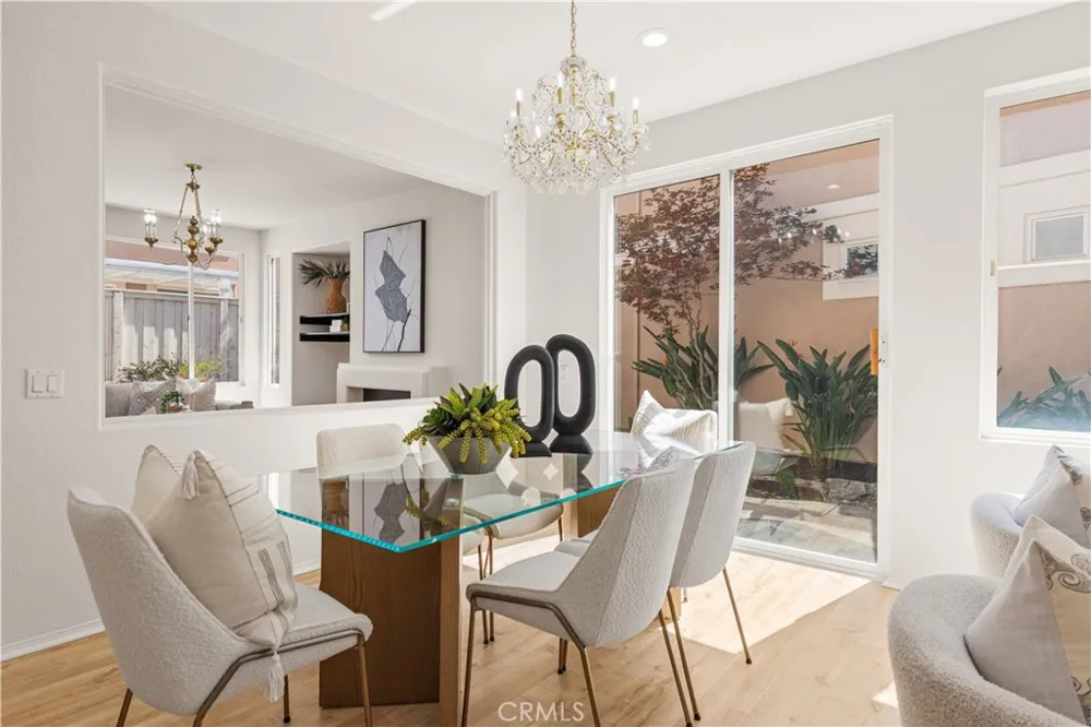 22 Santa Cruz Aisle Irvine, CA 92606