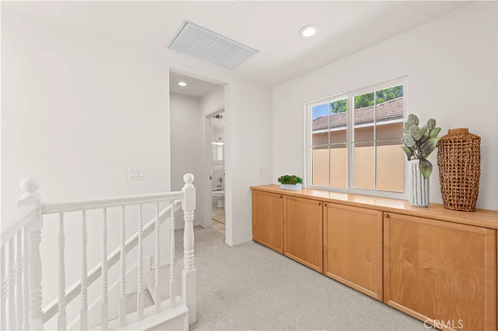 22 Santa Cruz Aisle Irvine, CA 92606